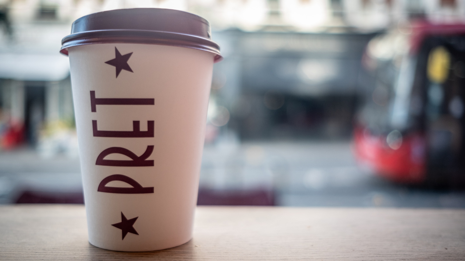 その名前にもかかわらず、Pret a Manger Coffeeチェーンはフランス語ではありません