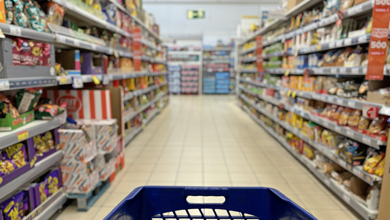 特定の商品が食料品店で目の高さにあるのには理由があります